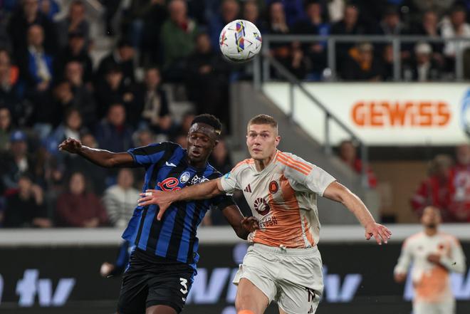 压哨后撤步 压哨后撤步